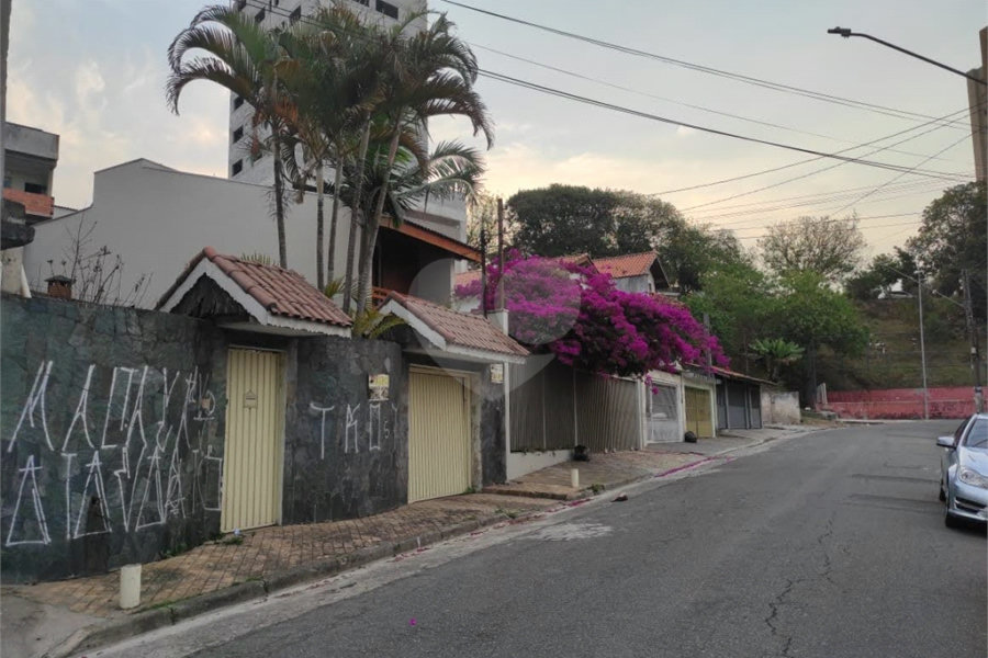 Casa à venda com 3 suítes em Matriz, Mauá, SP