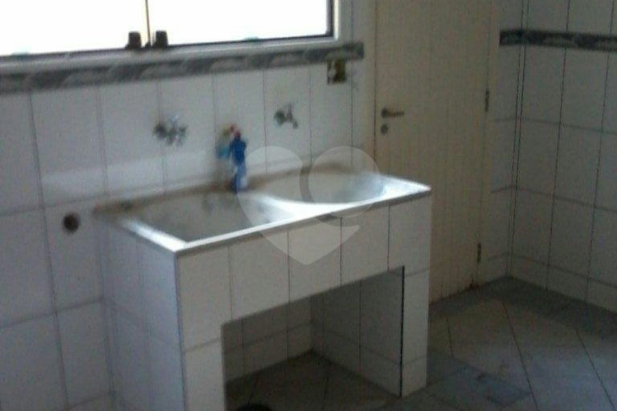 Sobrado à venda com 3 suítes em Água Fria, São Paulo, SP