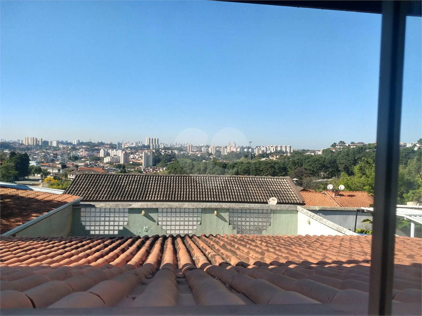 Sobrado à venda com 4 quartos, sendo 1 suíte,  em Parque dos Príncipes, São Paulo, SP