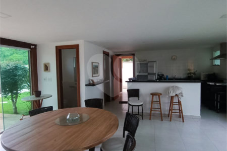 Casa para alugar com 4 suítes em Marina, Armação dos Búzios, RJ