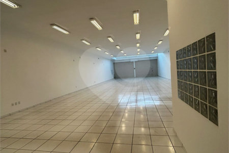 Salão Comercial à venda no Centro, Vinhedo, SP