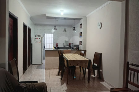 Sobrado 5 quartos.