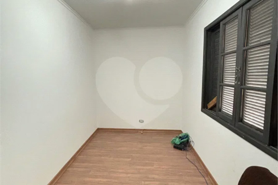 Sobrado com 3 dormitórios,1 suite, Quintal gourmet, 4 vagas à Venda no bairro Parada Inglesa em São Paulo.