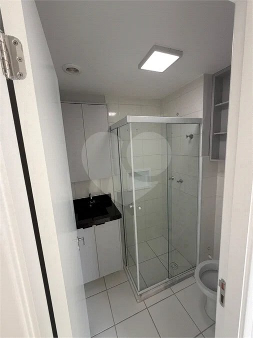 Apartamento à venda na Vila São João, próximo as Shopping Internacional de Guarulhos, com 43 m² com 2 dormitórios e 1 vaga de garagem