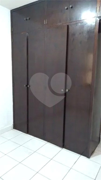 CASA A VENDA COM 125M², 2 DORMITÓRIOS, 1 BANHEIRO, 1 VAGA, TAUBATÉ/SP.