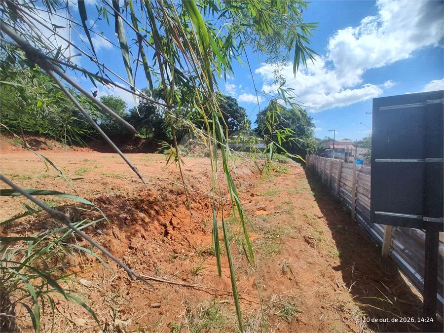 Terreno em Atibaia com 3.000 metros para locação, ótimo para transportadora, pátio de veículos, mecânica pesada