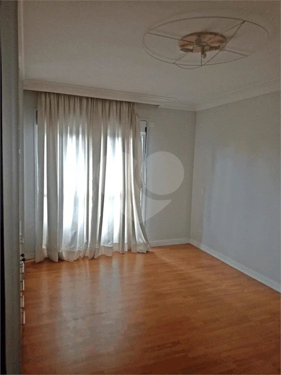 Apartamento a venda com 252 m² no Campo belo.