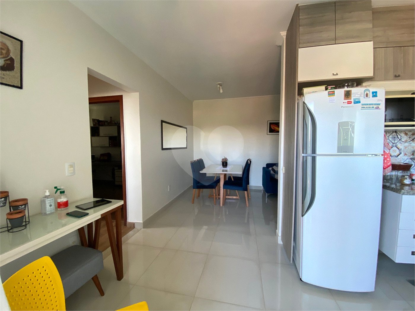 Apartamento de 2 dormitórios (1 suíte) próximo a Rodoviária