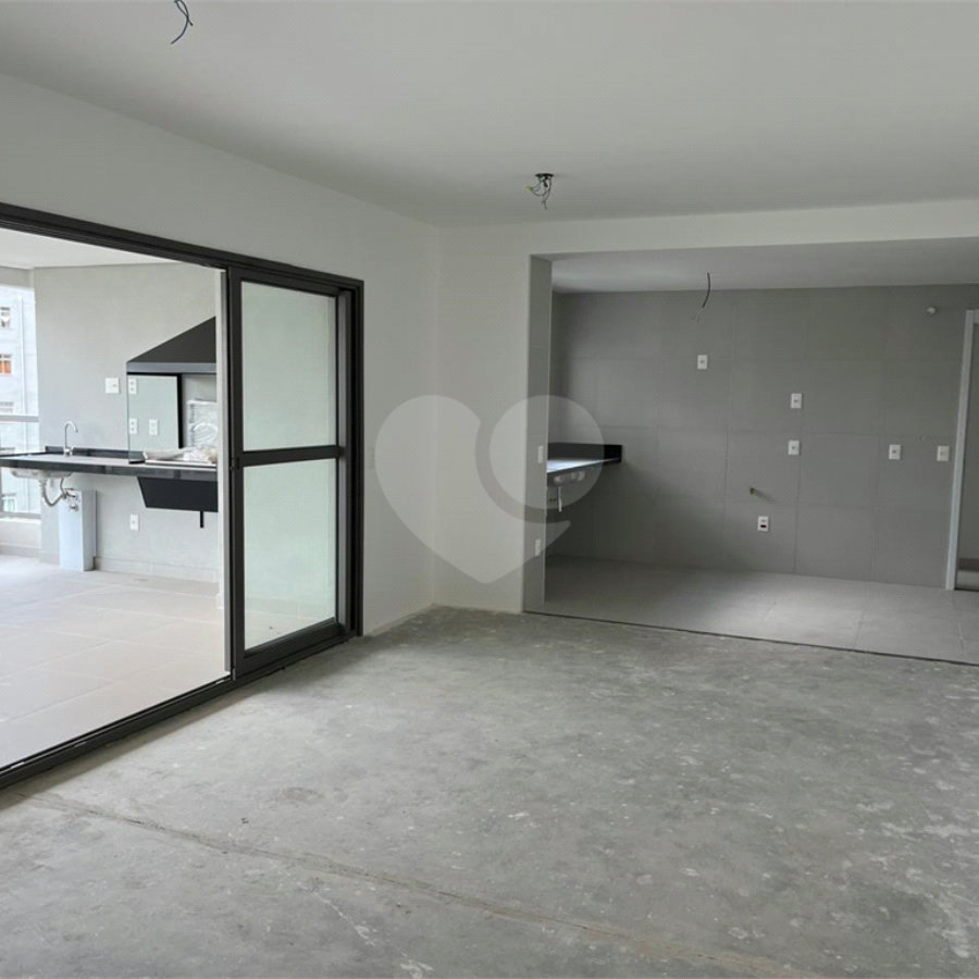 Apartamento à Venda no Paraíso 175m2 3 Quartos 3 Vagas