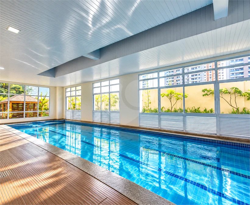 Apartamento de 106 m² no Auge Home Resort, porteira fechada, com 3 dormitórios, 1 suíte, varanda gourmet, 2 vagas, depósito e lazer completo.
