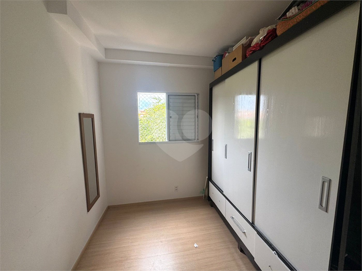 Apartamento de 49m2 á venda, no Parque das Oliveiras, em São Carlos.