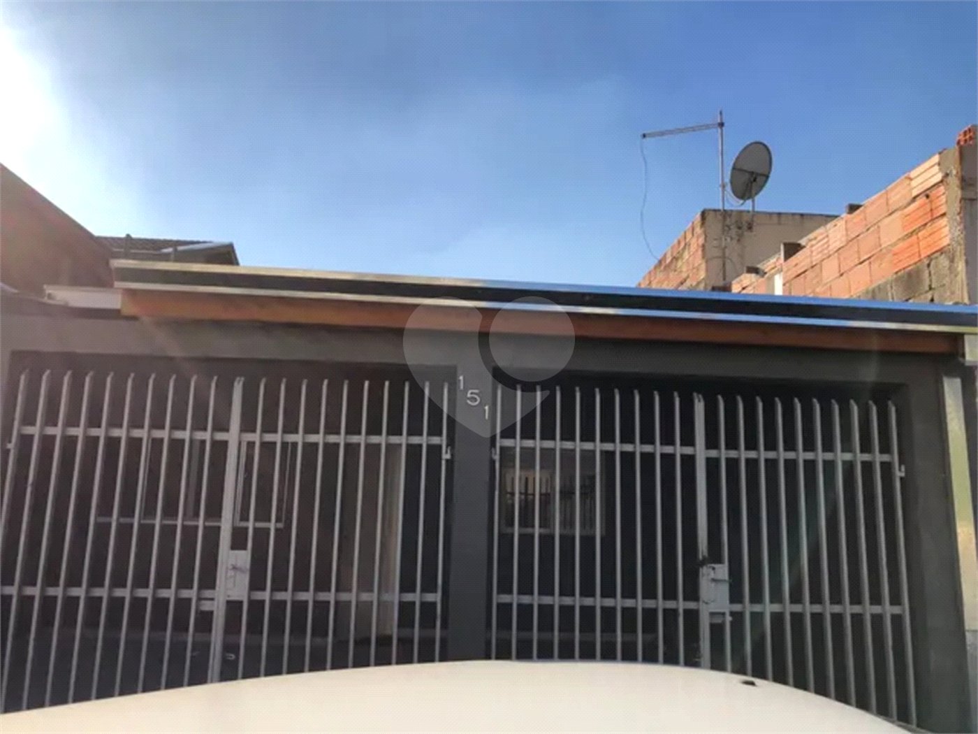 CASA A VENDA JARDIM SANTA JULIA COM 3 DORMITORIOS, 1 SUITE, 2 VAGAS, 140M², SÃO JOSÉ DOS CAMPOS/SP.