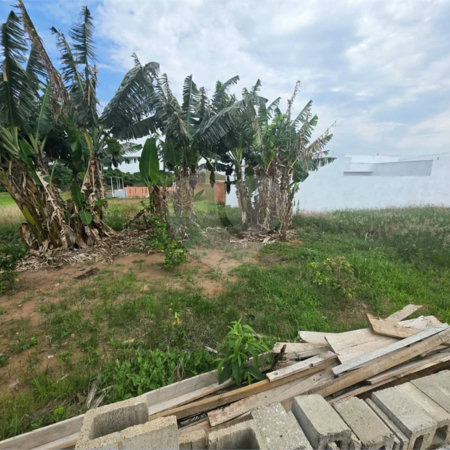 Terreno no Arcoville 260m² de esquina
