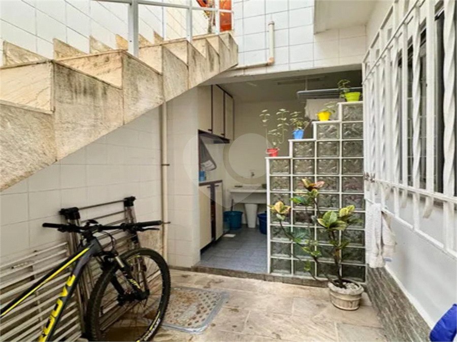 Casa de Vila à venda com 4 quartos, sendo 2 suítes,  em Botafogo, Rio de Janeiro, RJ
