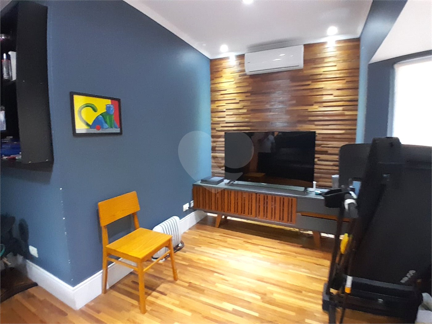 Casa à venda com 3 suítes no condomínio Suíça da Cantareira, Mairiporã - SP
