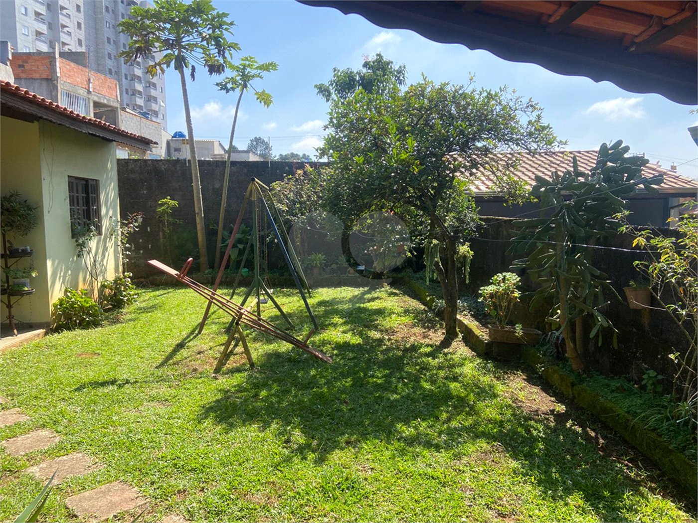 Casa Térrea à venda com 1 quarto em Jardim Débora, Poá, SP