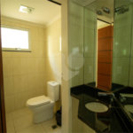 Casa à venda ou para alugar com 5 quartos, sendo 1 suíte, no condomínio Vila de Roma, São Roque - SP