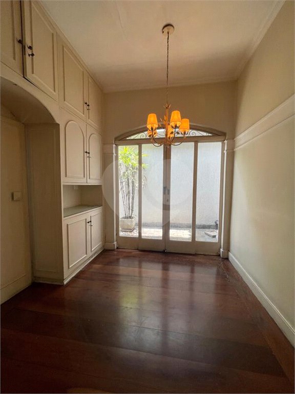 Casa Térrea para alugar com 3 quartos, sendo 2 suítes, em Aclimação, São Paulo, SP