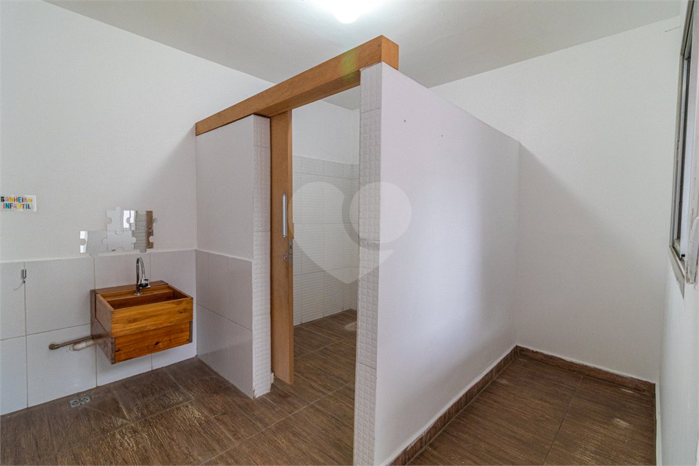 Casa à venda com 4 quartos, sendo 2 suítes, em Ipiranga, São Paulo, SP