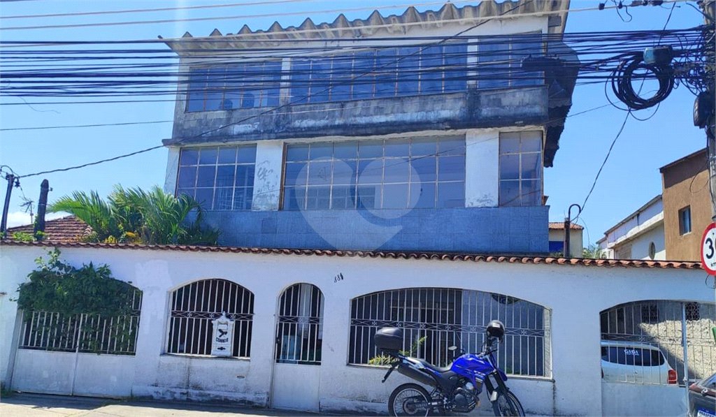Casa à venda com 3 quartos, sendo 1 suíte, em Santa Cruz, Rio de Janeiro, RJ