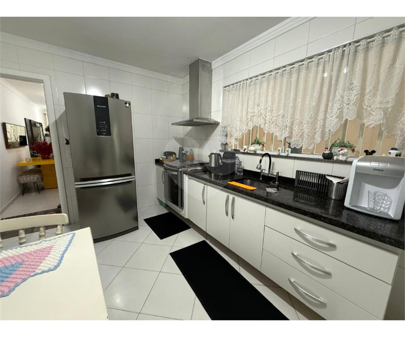 Sobrado à venda com 3 quartos, sendo 1 suíte, em Tremembé, São Paulo, SP
