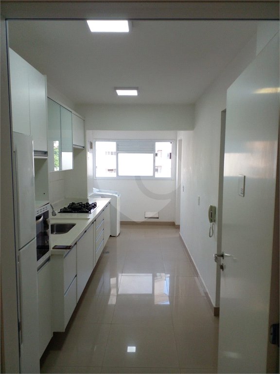 Apartamento à venda com 3 quartos, sendo 1 suíte, em Jardim Vazani, São Paulo, SP