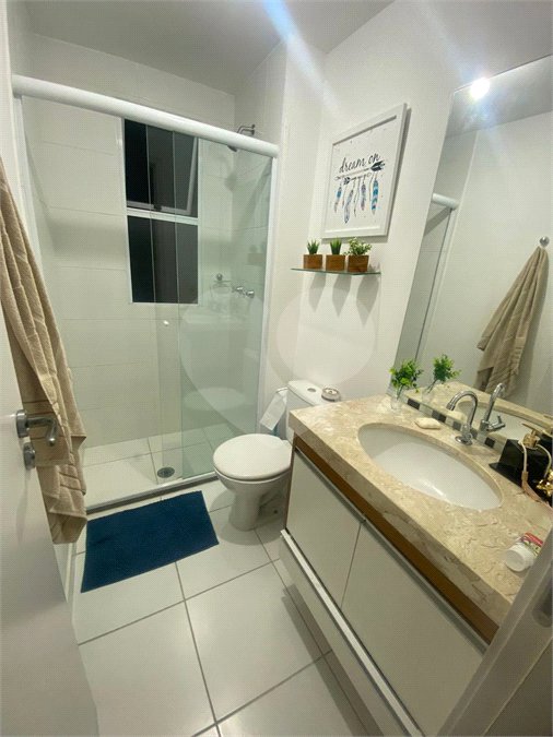 Apartamento à venda com 2 quartos, sendo 1 suíte,  em Jardim Carambeí, São Roque, SP