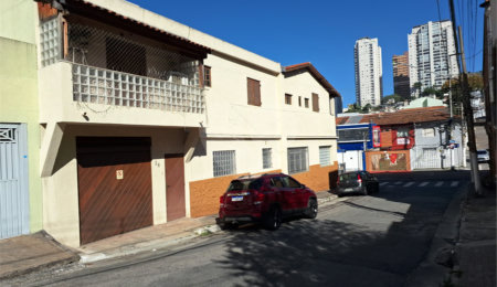 Sobrado à venda com 5 quartos, sendo 1 suíte, em Santana, São Paulo, SP