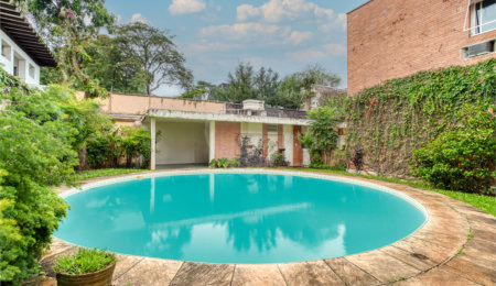 Sobrado à venda com 4 quartos, sendo 2 suítes,  em Granja Julieta, São Paulo, SP