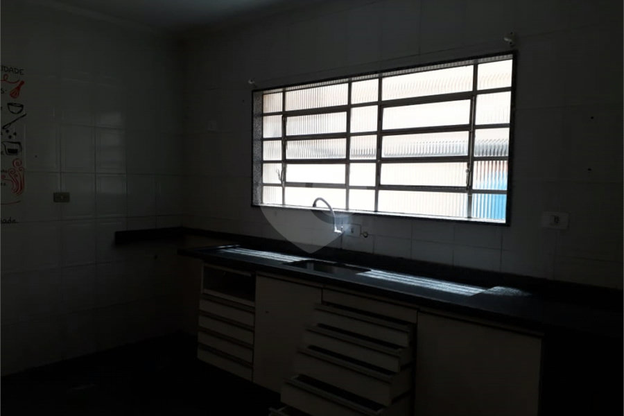 Sobrado à venda com 3 quartos, sendo 1 suíte, em Tremembé, São Paulo, SP
