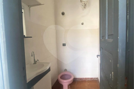 Casa à venda com 3 quartos, sendo 1 suíte, no Centro, Araraquara, SP