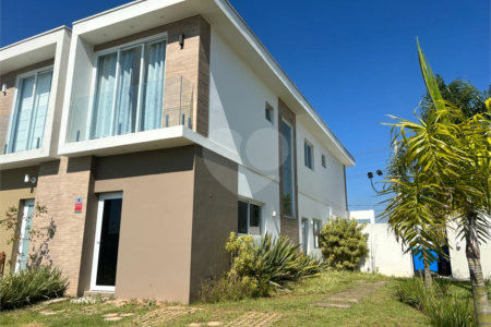 Casa à venda com 3 quartos, sendo 1 suíte, em Jardim Semiramis, Cotia, SP