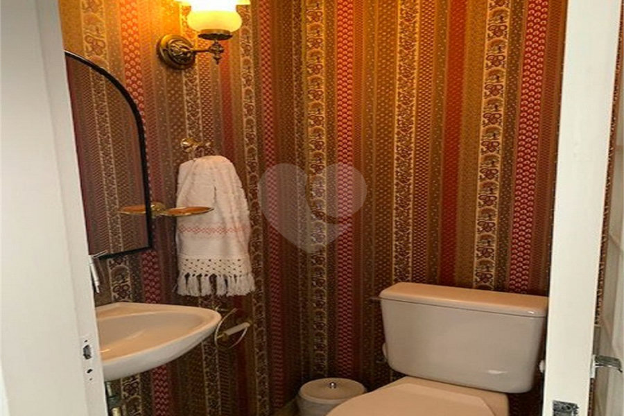 Casa à venda com 3 suítes em Vila Mariana, São Paulo, SP