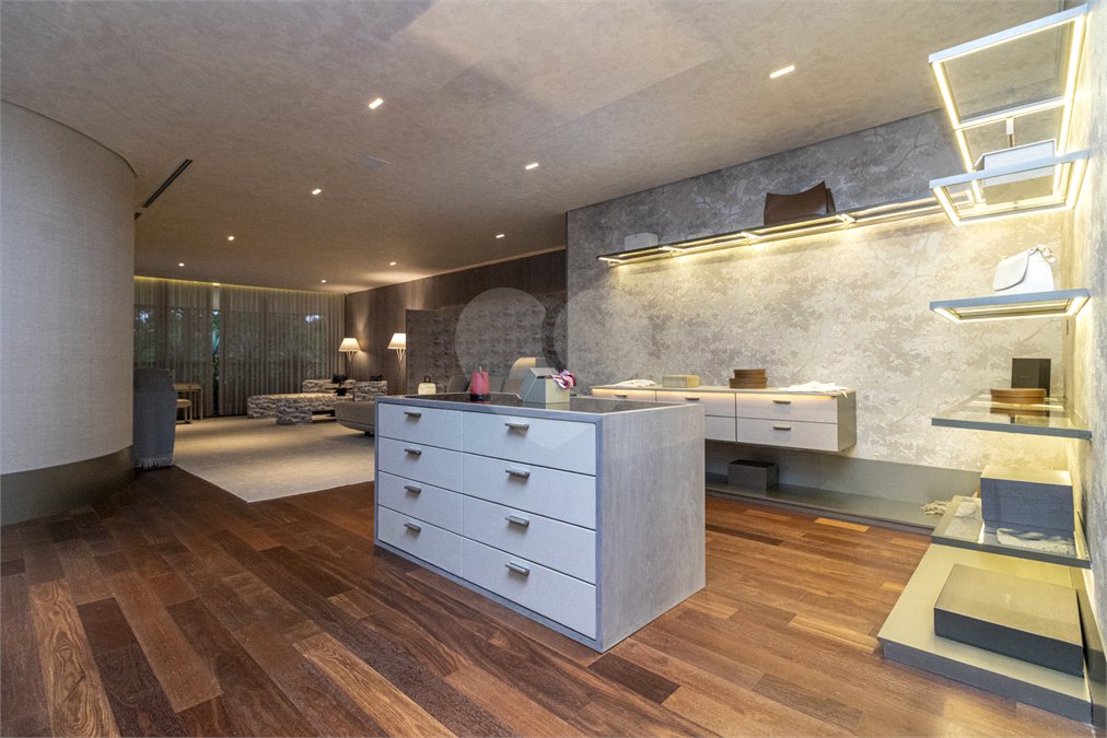 Apartamento à venda com 4 suítes em Jardim Guedala, São Paulo, SP