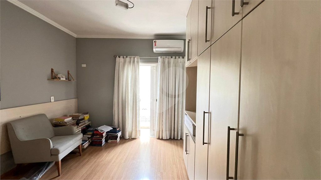 Casa à venda com 3 quartos, sendo 1 suíte, no condomínio Villagio Tramway, São Paulo - SP