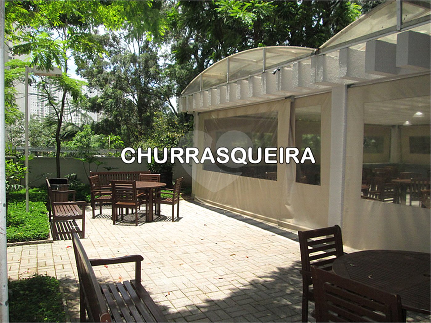 Apartamento à venda com 3 suítes em Jardim Londrina, São Paulo, SP