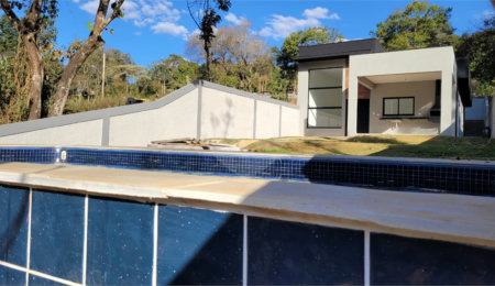 Casa Térrea à venda com 3 quartos, sendo 1 suíte,  em Pedra Vermelha (terra Preta), Mairiporã, SP