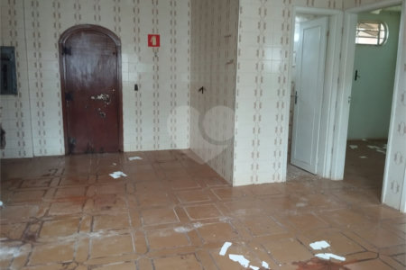Casa à venda com 5 quartos, sendo 3 suítes, em Vila Sedenho, Araraquara, SP
