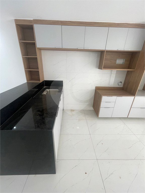 Casa à venda com 3 quartos, sendo 2 suítes, no condomínio Grand Park, Rio de Janeiro - RJ
