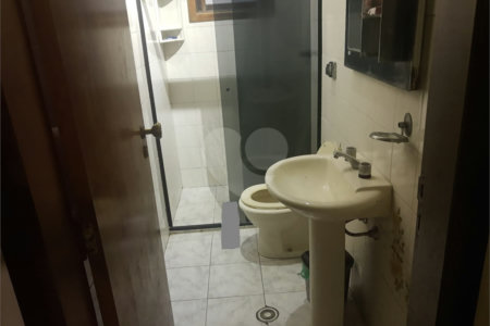 Sobrado à venda com 2 quartos, sendo 1 suíte, em Jardim Umarizal, São Paulo, SP