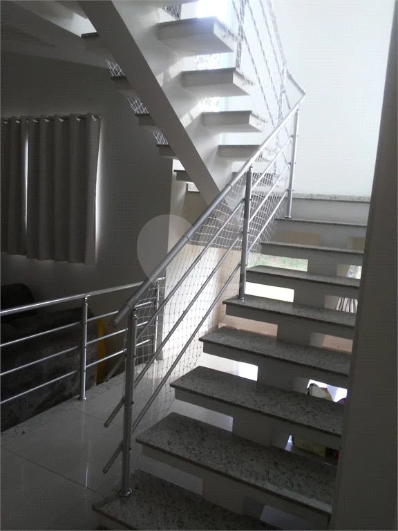 Casa à venda com 3 suítes no condomínio Residencial dos Lagos, Itupeva - SP