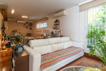 Casa à venda com 5 quartos, sendo 4 suítes, em Alto da Lapa, São Paulo, SP