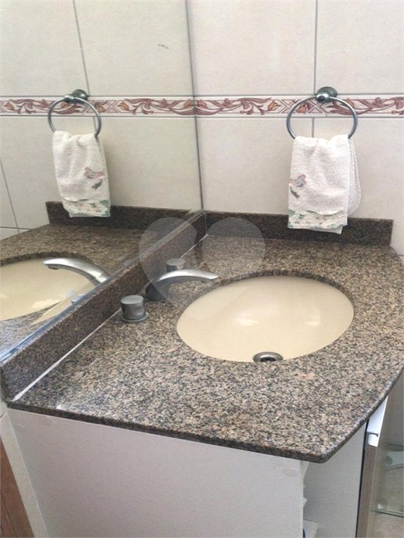 Apartamento à venda com 2 quartos, sendo 1 suíte,  em Itararé, São Vicente, SP