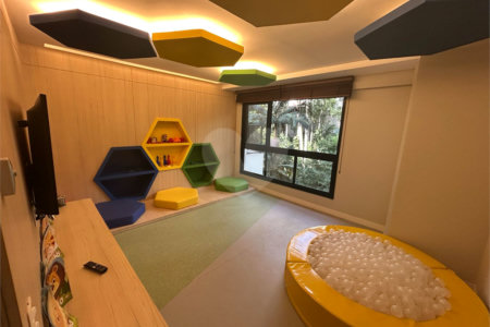 Apartamento à venda com 2 quartos em Vila Suzana, São Paulo, SP