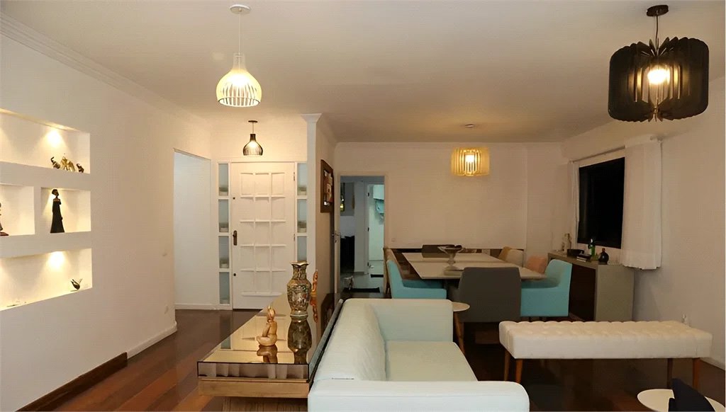 Apartamento à venda com 4 quartos, sendo 3 suítes, em Real Parque, São Paulo, SP