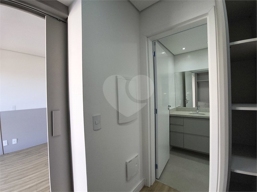 Apartamento à venda com 4 quartos, sendo 2 suítes,  em Além Ponte, Sorocaba, SP