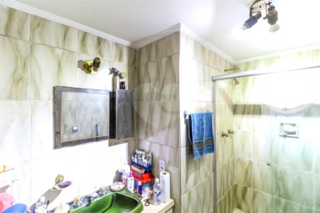 Apartamento à venda com 3 quartos, sendo 1 suíte, em Santo Amaro, São Paulo, SP