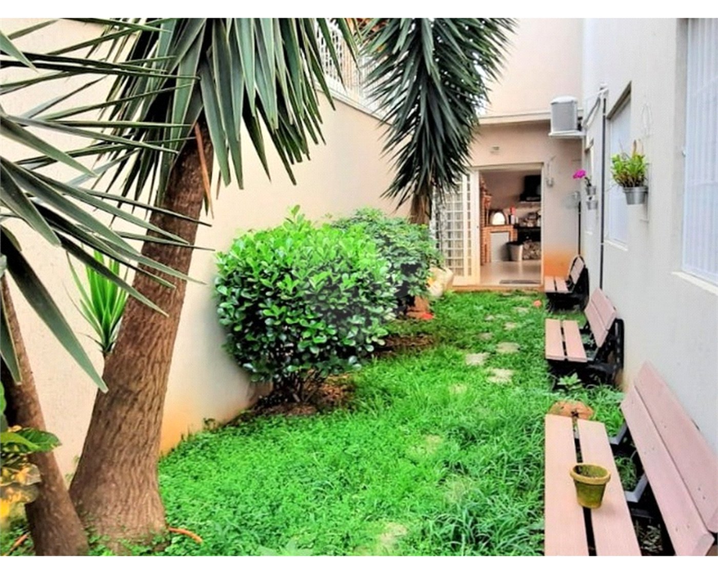 Casa à venda com 5 quartos, sendo 4 suítes, em Água Fria, São Paulo, SP