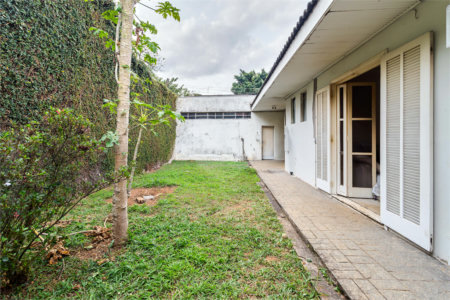 Casa à venda com 3 quartos, sendo 2 suítes,  em Alto da Boa Vista, São Paulo, SP
