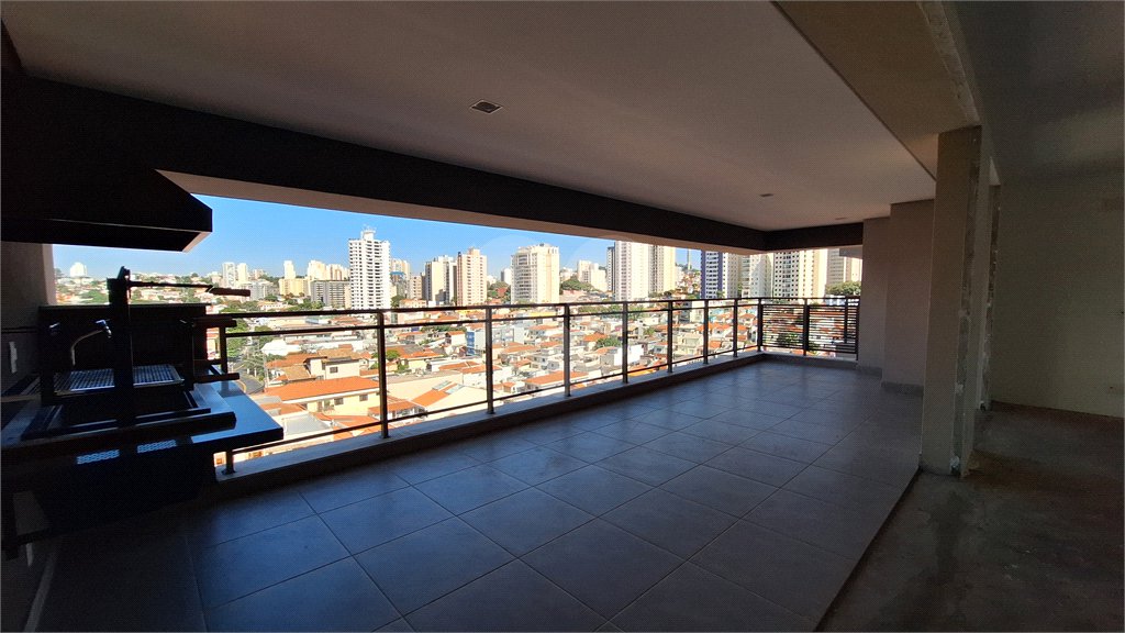 Apartamento à venda com 3 suítes em Vila Romana, São Paulo, SP